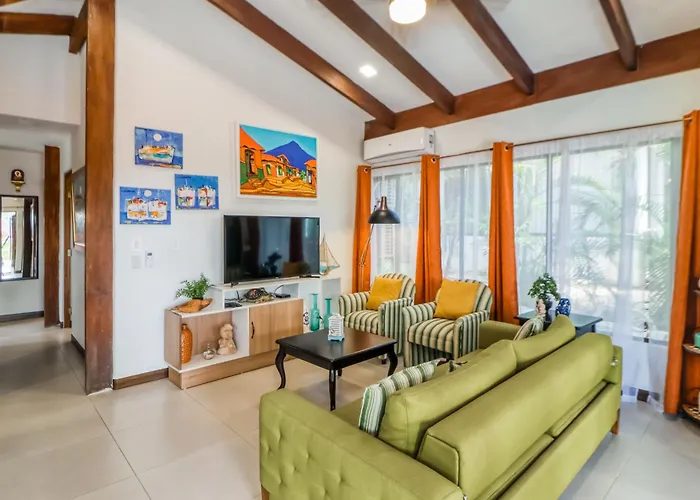 Villa Sol Gem W/ Soaking Pool & Views! *