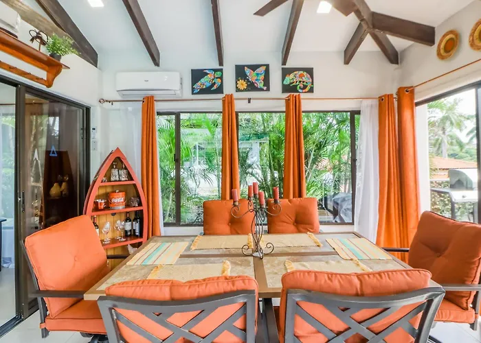 Villa Sol Gem W/ Soaking Pool & Views! Playa Hermosa (Guanacaste)