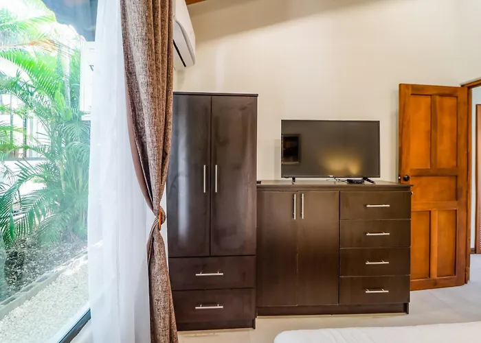 Sol Gem W/ Soaking Pool & Views! * Playa Hermosa (Guanacaste)
